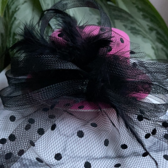 Mini Top Hat 🎩 With Veil - Picture 2 of 16